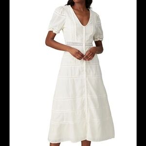 Sweet Baby Jamie • Ivory Lace Midi‎ Dress